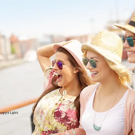 アパート Triapart Nord 3 -